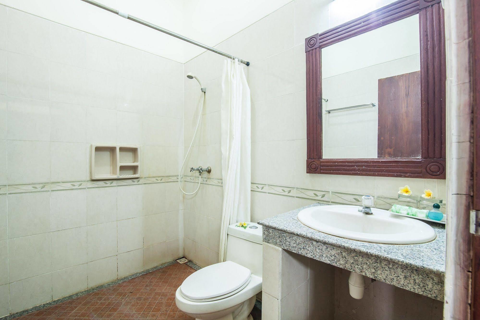 Puri Yuma Hotel Denpasar  Ngoại thất bức ảnh