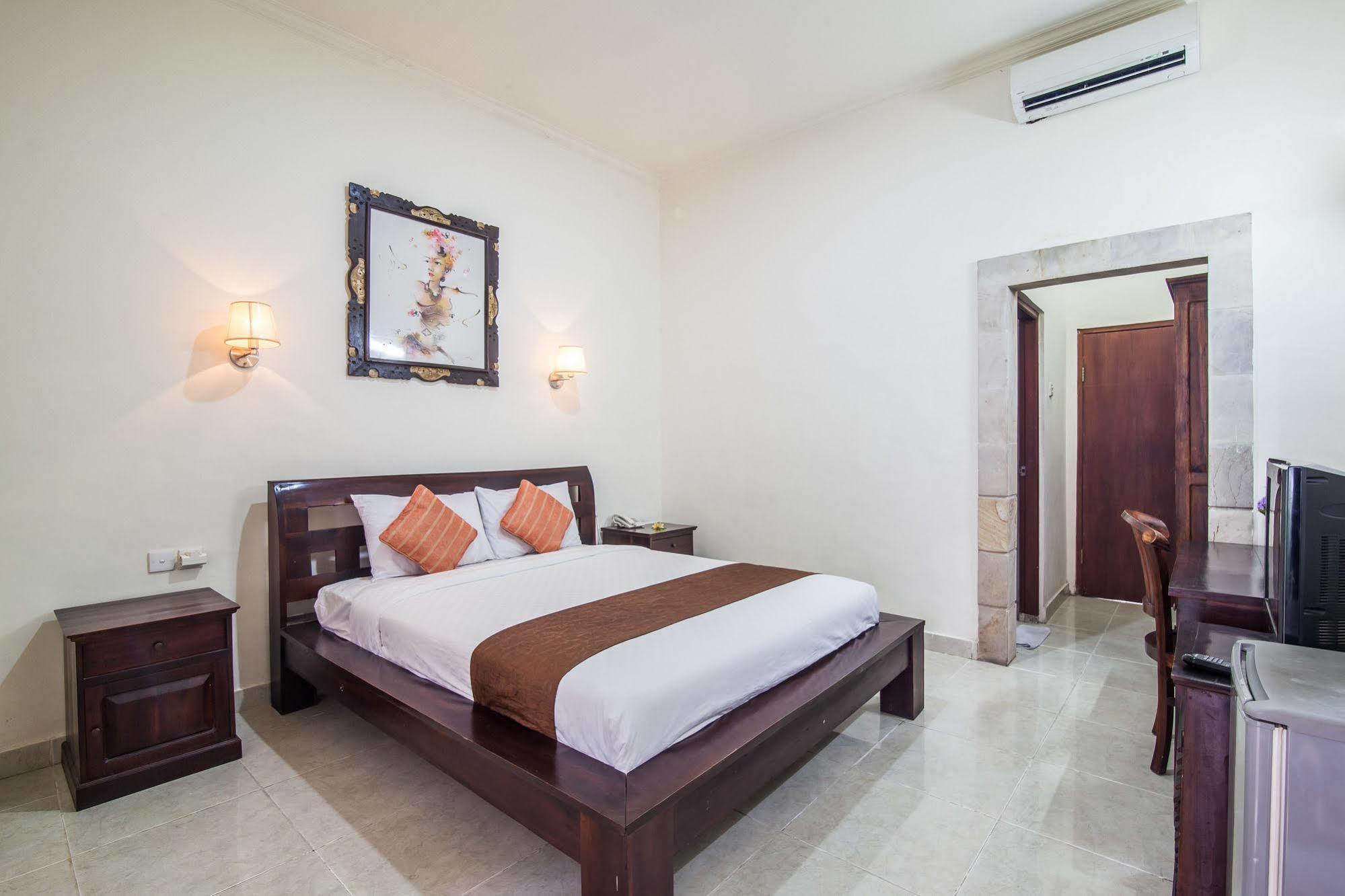 Puri Yuma Hotel Denpasar  Ngoại thất bức ảnh