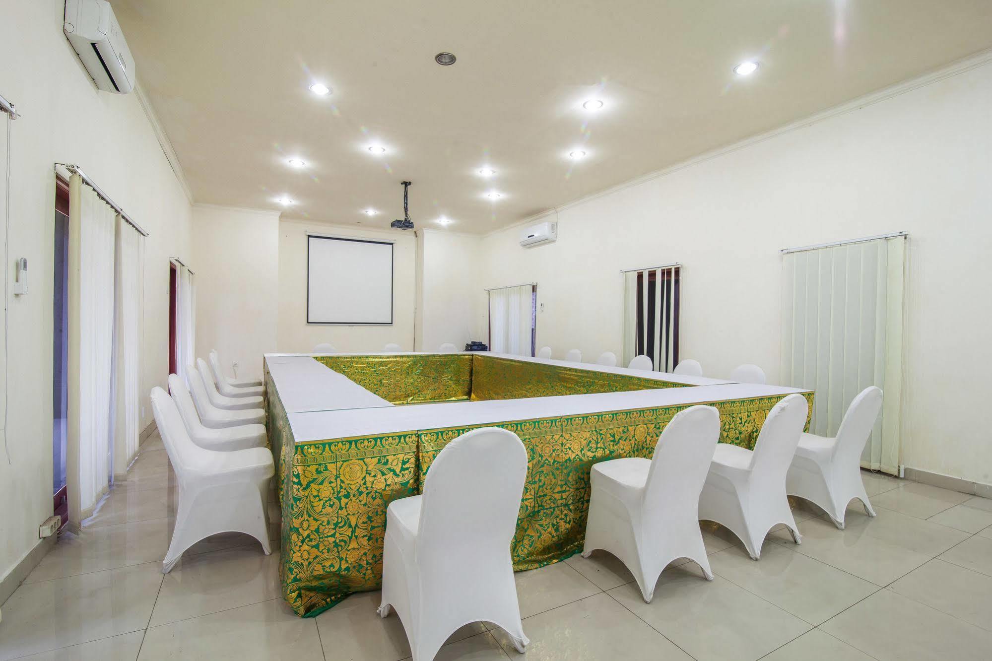 Puri Yuma Hotel Denpasar  Ngoại thất bức ảnh