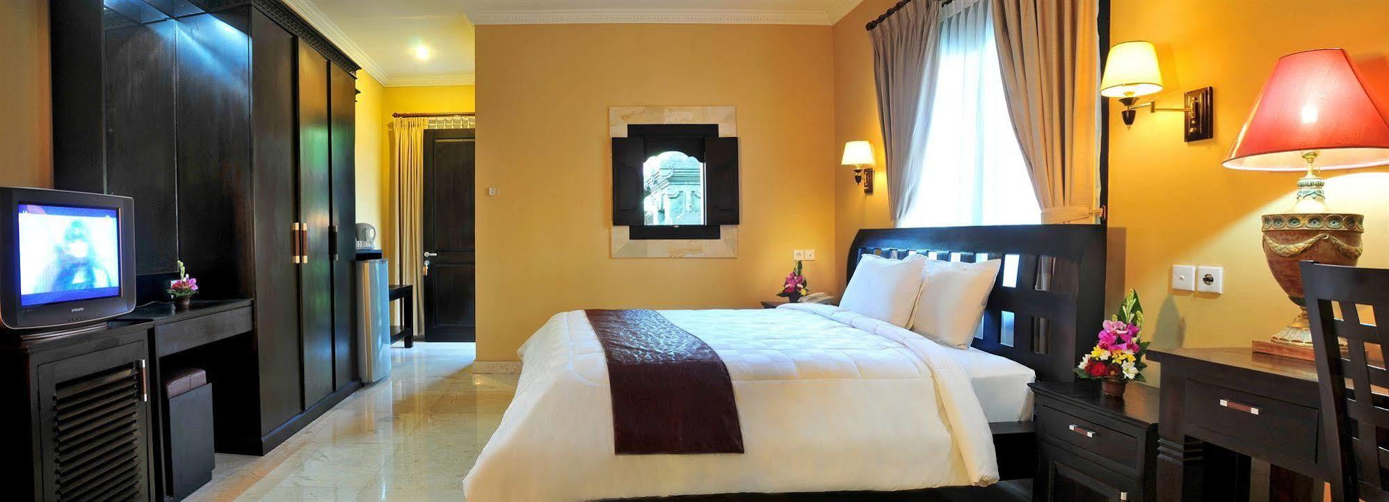 Puri Yuma Hotel Denpasar  Ngoại thất bức ảnh