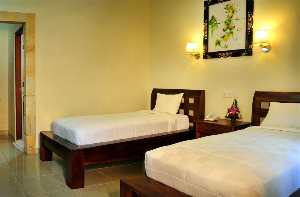 Puri Yuma Hotel Denpasar  Ngoại thất bức ảnh